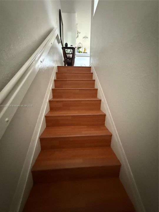 待售: $520,000 (3 贝兹, 2 浴室, 1290 平方英尺)