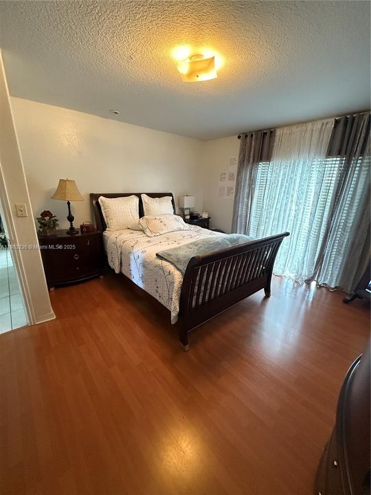 待售: $520,000 (3 贝兹, 2 浴室, 1290 平方英尺)