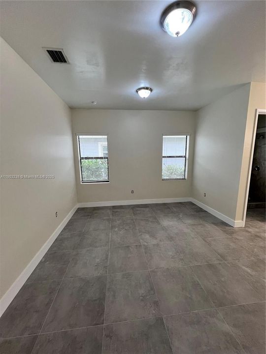 For Rent: $4,300 (5 beds, 63 baths, 4810 Square Feet)