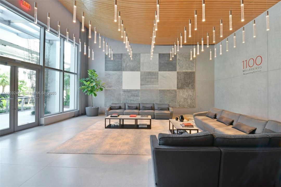 Recently Rented: $4,500 (2 beds, 2 baths, 1165 Square Feet)