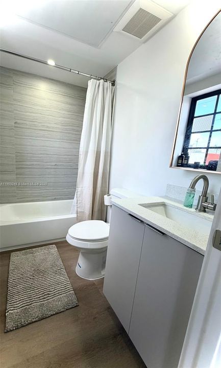 For Rent: $2,950 (1 beds, 1 baths, 538 Square Feet)