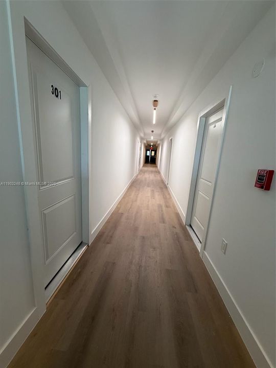 For Rent: $2,950 (1 beds, 1 baths, 538 Square Feet)