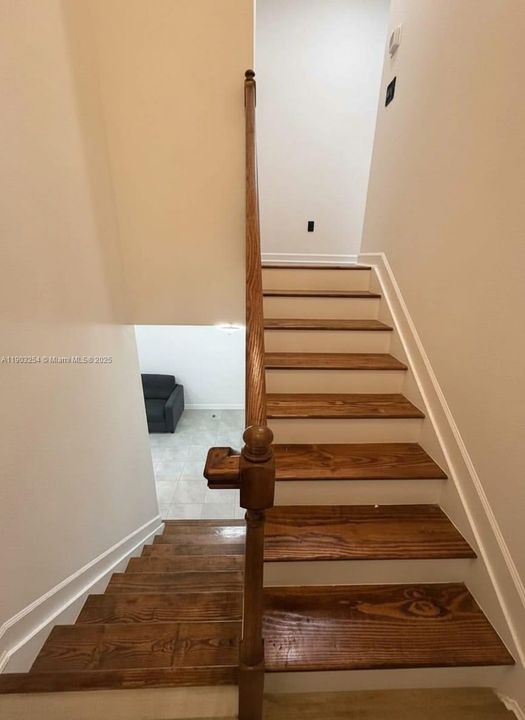 出租: $2,700 (3 贝兹, 2 浴室, 1483 平方英尺)