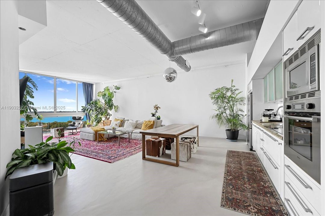 待售: $937,000 (3 贝兹, 2 浴室, 1906 平方英尺)