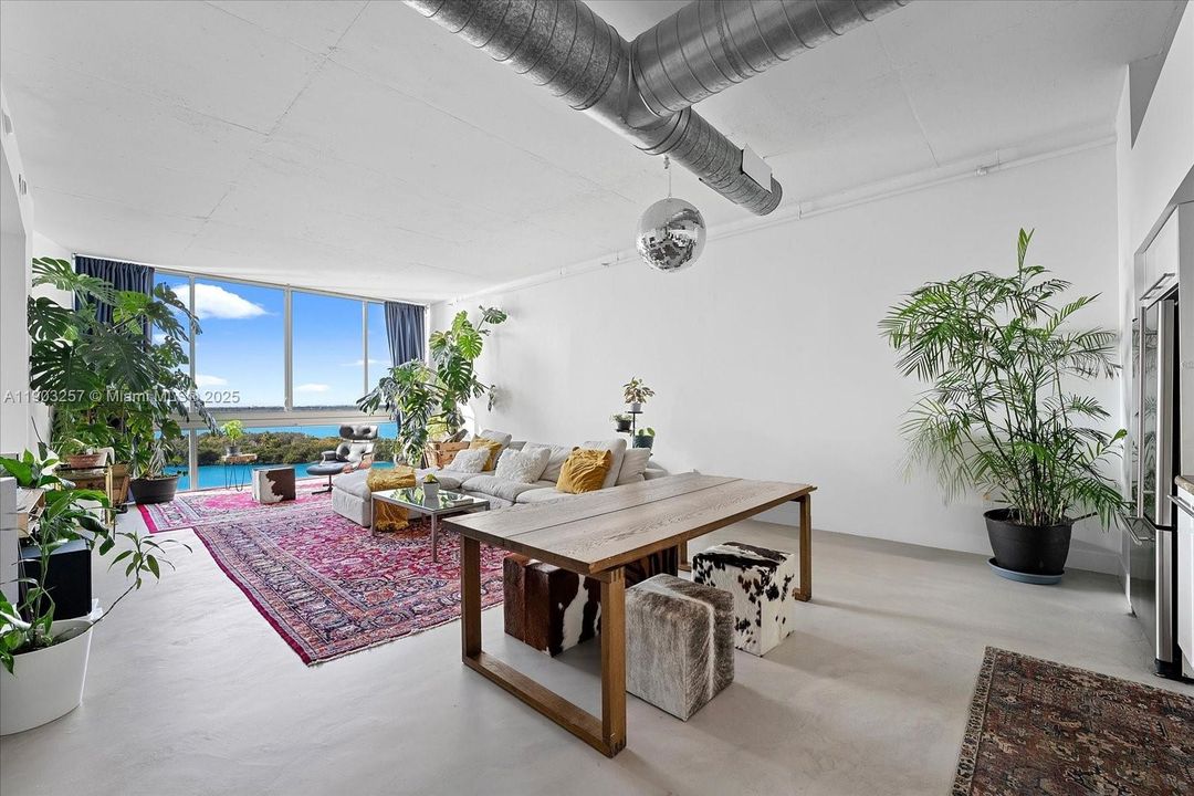 待售: $937,000 (3 贝兹, 2 浴室, 1906 平方英尺)