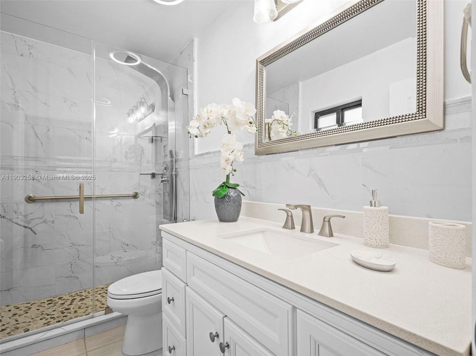 For Rent: $1,400 (1 beds, 1 baths, 450 Square Feet)