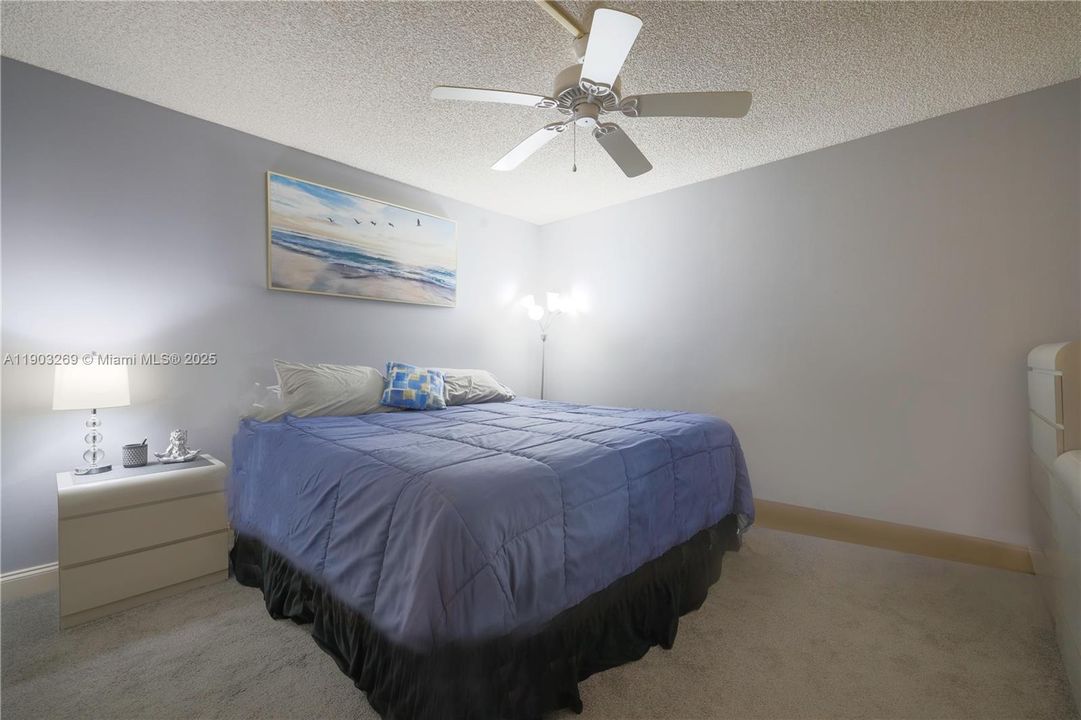 Active With Contract: $2,500 (2 beds, 2 baths, 1207 Square Feet)