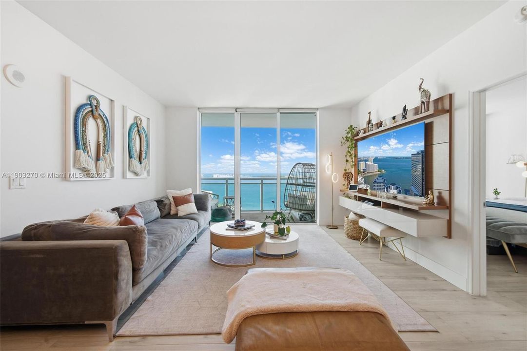 Recently Rented: $5,500 (2 beds, 2 baths, 1120 Square Feet)