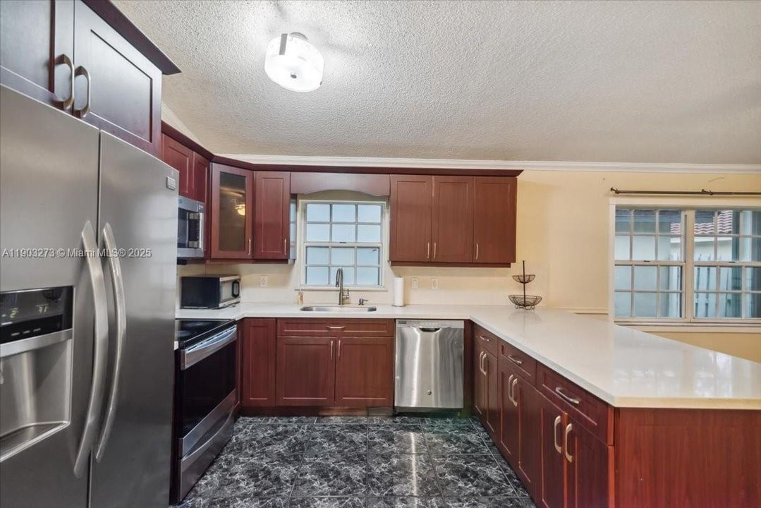 For Sale: $580,000 (4 beds, 2 baths, 1510 Square Feet)