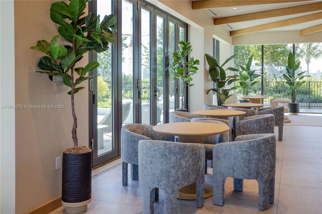 For Rent: $6,500 (1 beds, 1 baths, 0 Square Feet)