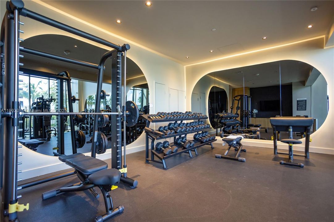 For Rent: $6,500 (1 beds, 1 baths, 0 Square Feet)