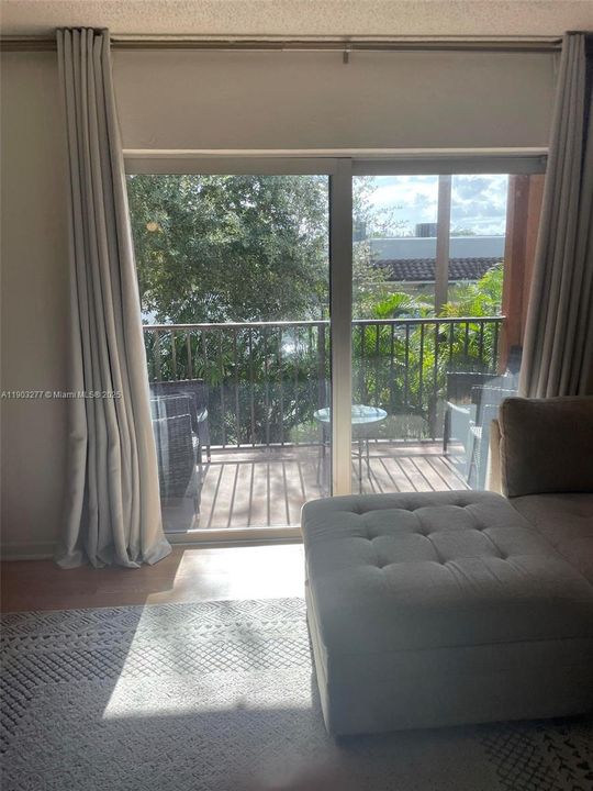 Activo con contrato: $1,900 (1 camas, 1 baños, 672 Pies cuadrados)