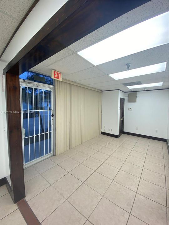 出租: $21 (0 贝兹, 0 浴室, 0 平方英尺)