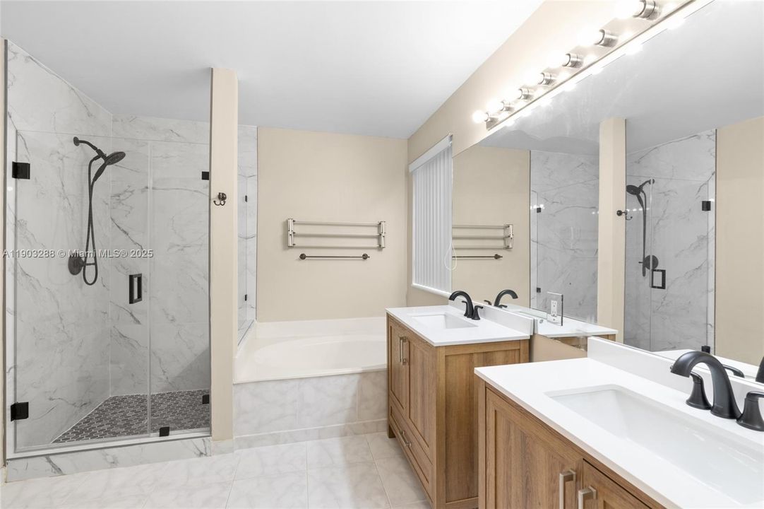 For Rent: $4,900 (4 beds, 2 baths, 2114 Square Feet)