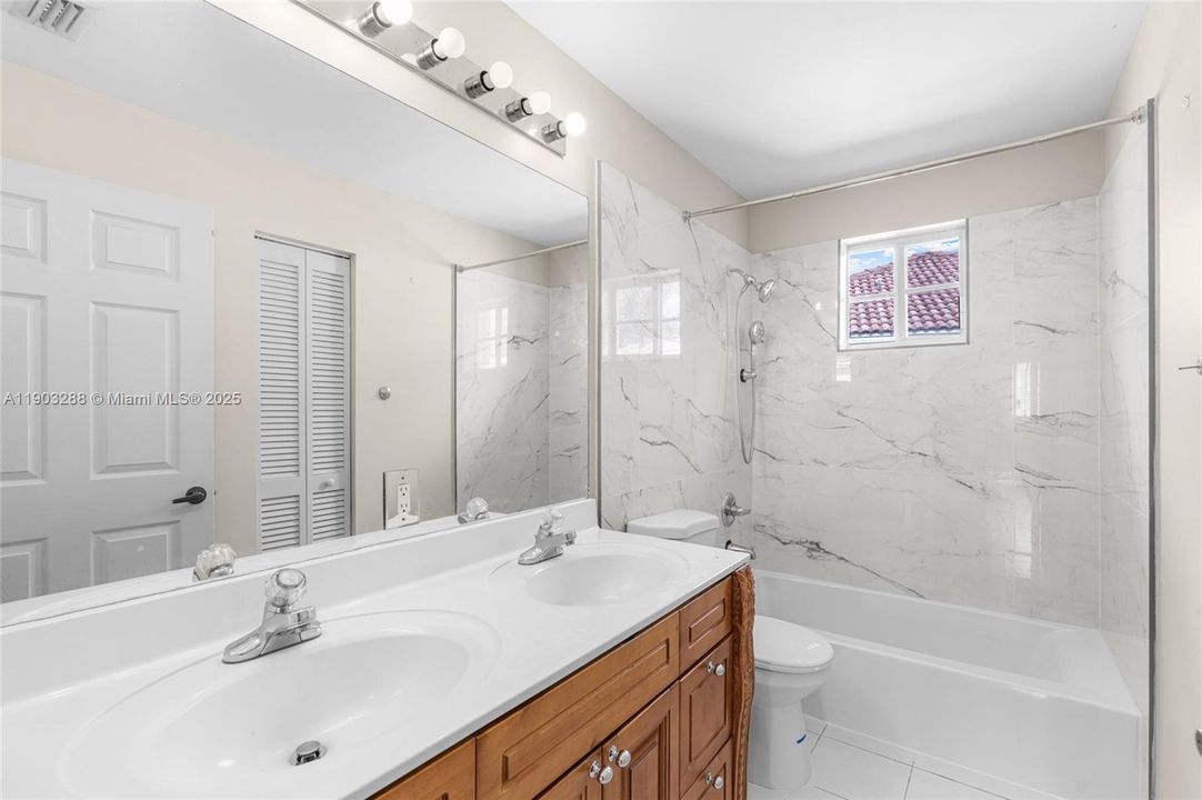 For Rent: $4,900 (4 beds, 2 baths, 2114 Square Feet)