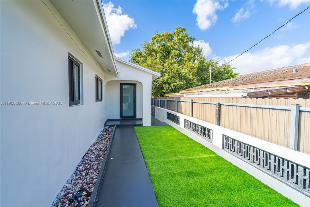 For Sale: $1,150,000 (0 beds, 0 baths, 2833 Square Feet)