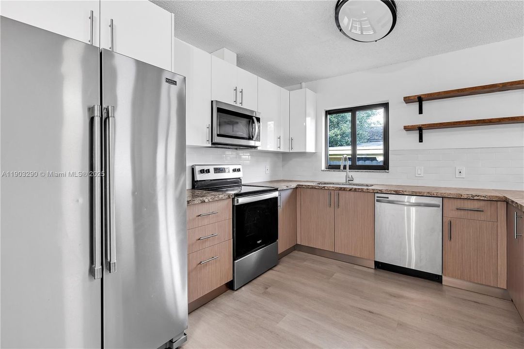 For Sale: $1,150,000 (0 beds, 0 baths, 2833 Square Feet)