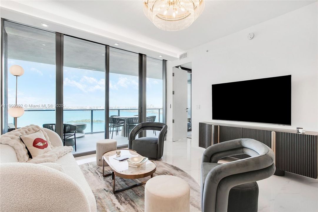 最近租的: $12,000 (3 贝兹, 3 浴室, 1542 平方英尺)