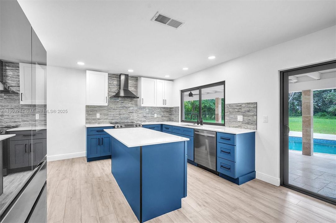 For Rent: $7,000 (4 beds, 2 baths, 2508 Square Feet)