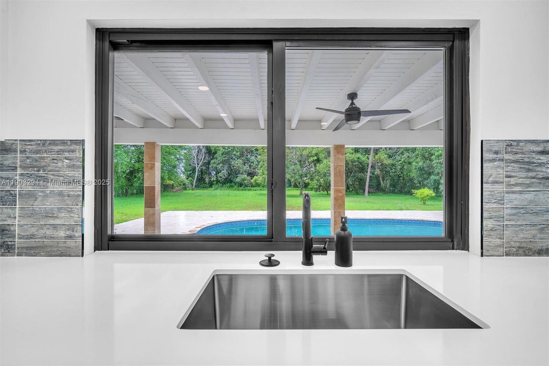 For Rent: $7,000 (4 beds, 2 baths, 2508 Square Feet)