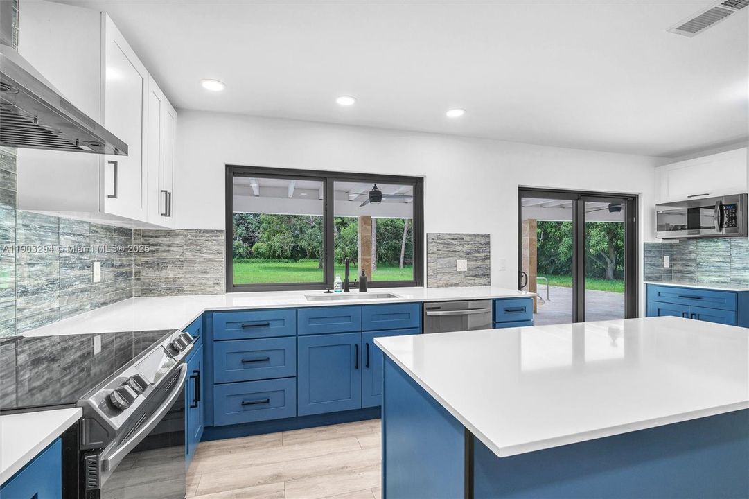 For Rent: $7,000 (4 beds, 2 baths, 2508 Square Feet)