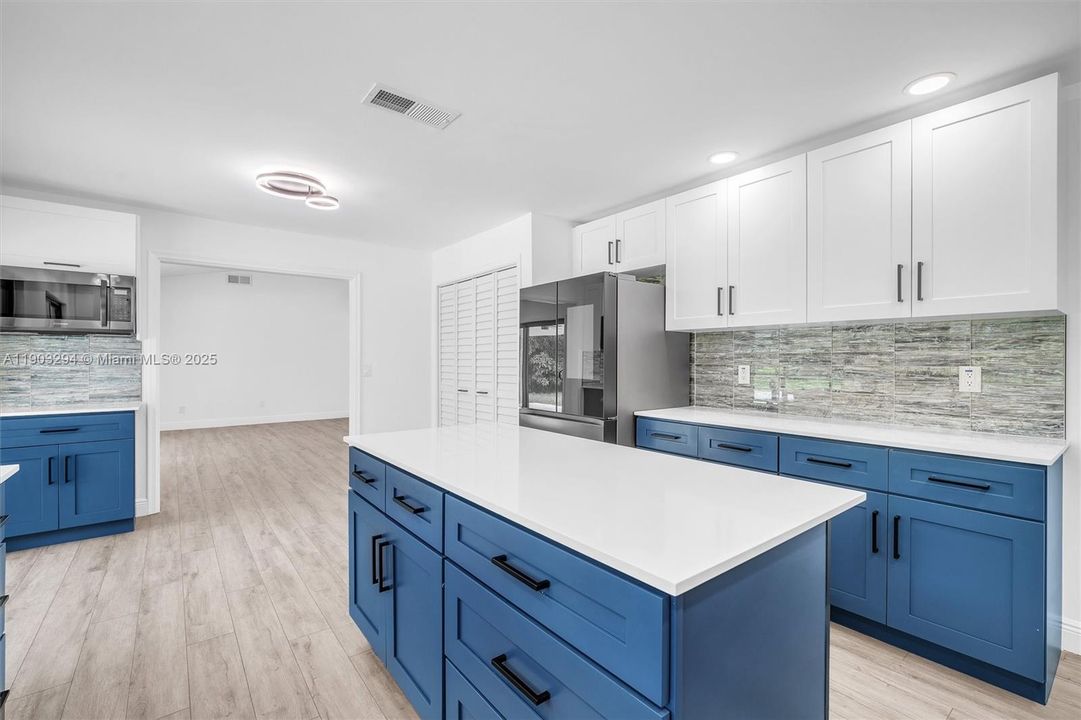 For Rent: $7,000 (4 beds, 2 baths, 2508 Square Feet)