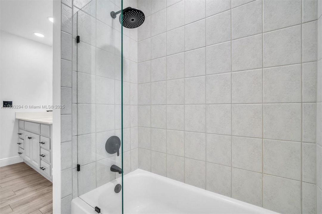 For Rent: $7,000 (4 beds, 2 baths, 2508 Square Feet)