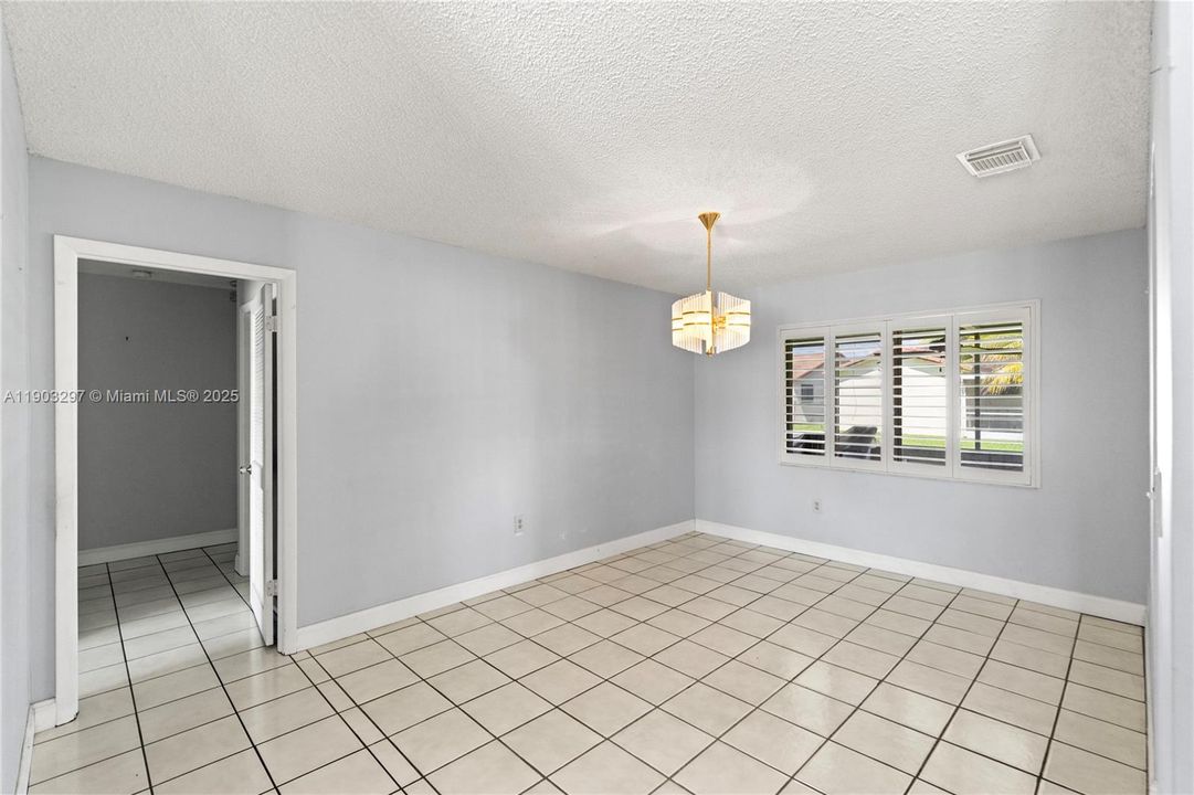 Active With Contract: $589,900 (4 beds, 2 baths, 1880 Square Feet)