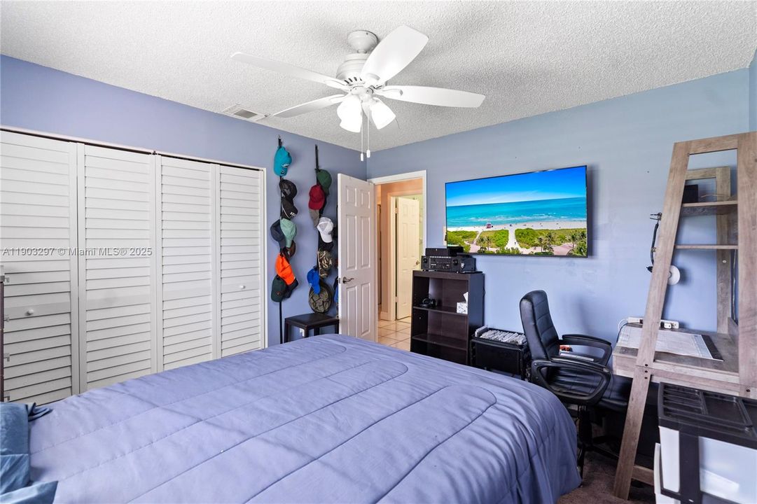 Active With Contract: $589,900 (4 beds, 2 baths, 1880 Square Feet)