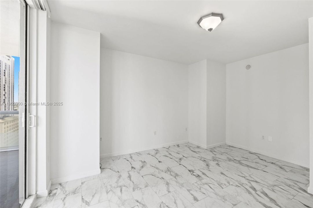 For Rent: $3,500 (2 beds, 2 baths, 1256 Square Feet)