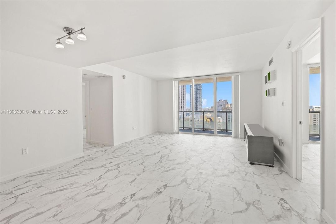 For Rent: $3,500 (2 beds, 2 baths, 1256 Square Feet)