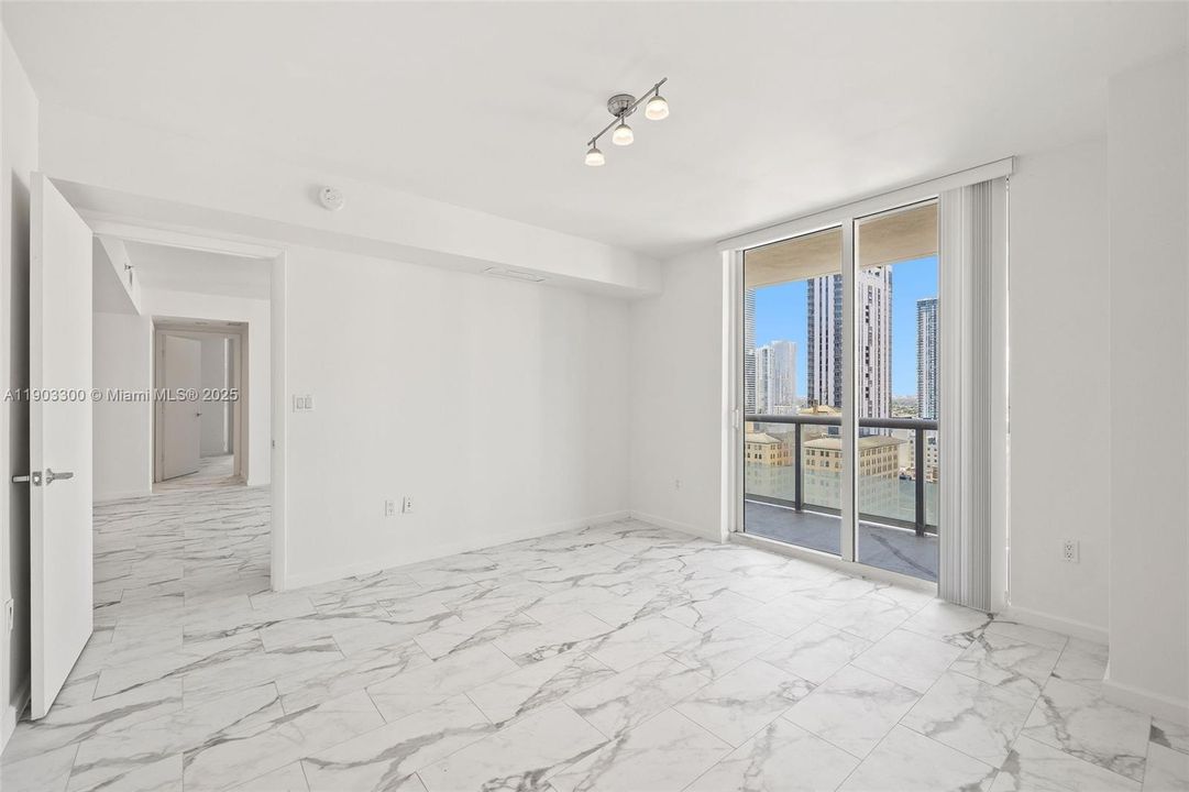 For Rent: $3,500 (2 beds, 2 baths, 1256 Square Feet)