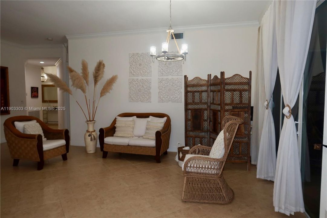 For Rent: $5,500 (2 beds, 2 baths, 1829 Square Feet)