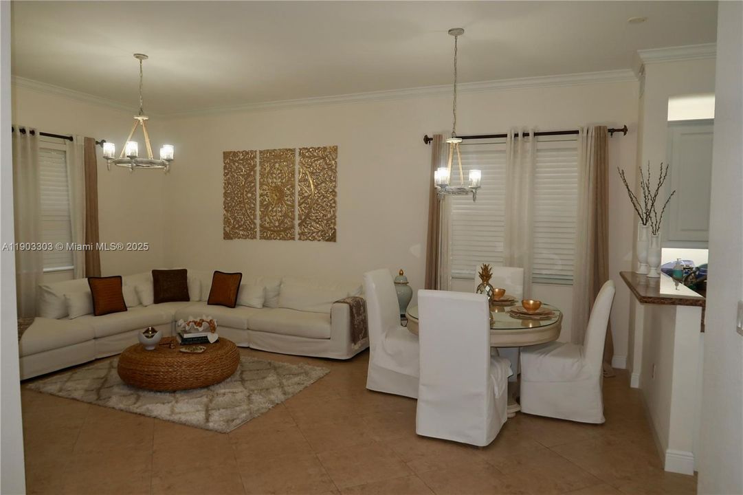 For Rent: $5,500 (2 beds, 2 baths, 1829 Square Feet)