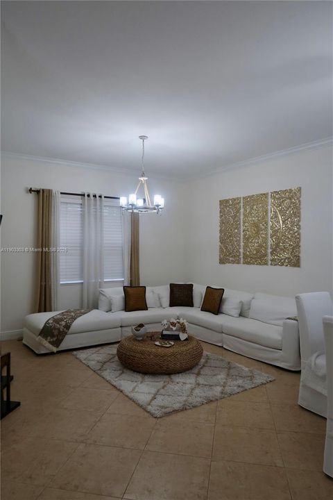 For Rent: $5,500 (2 beds, 2 baths, 1829 Square Feet)