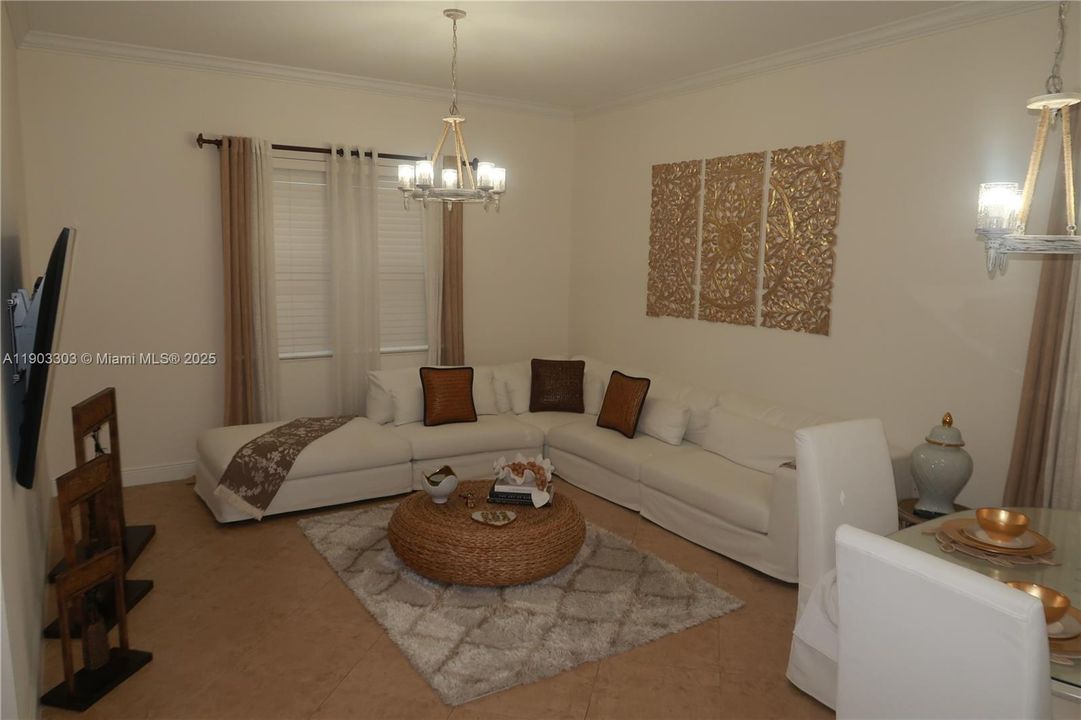 For Rent: $5,500 (2 beds, 2 baths, 1829 Square Feet)