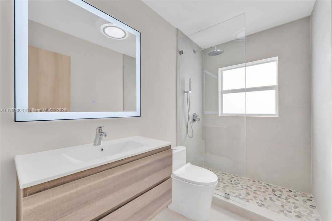 待售: $1,299,000 (3 贝兹, 2 浴室, 1806 平方英尺)