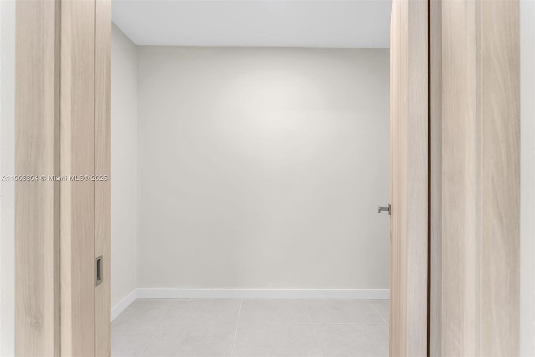 待售: $1,299,000 (3 贝兹, 2 浴室, 1806 平方英尺)