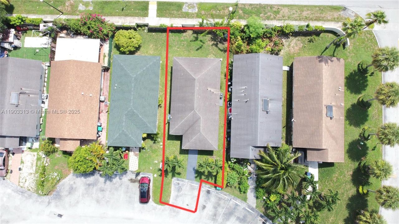 待售: $387,000 (3 贝兹, 1 浴室, 1125 平方英尺)