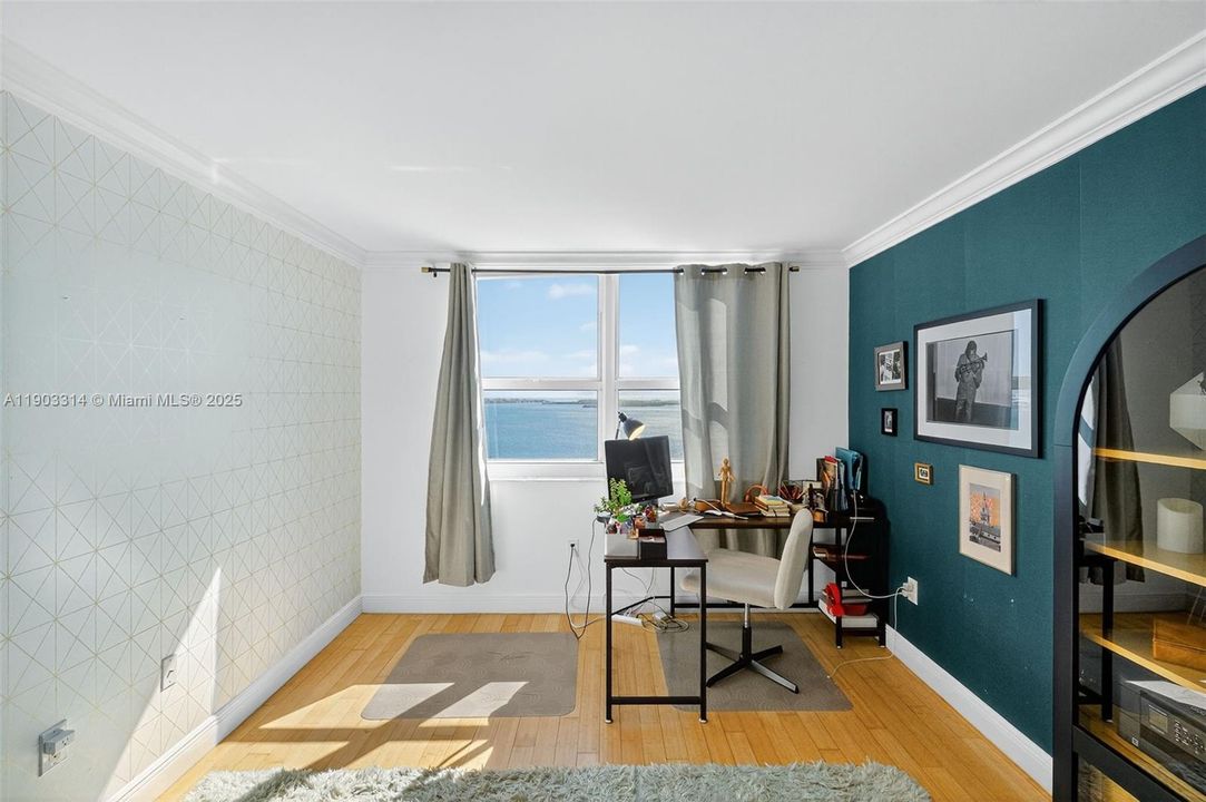 Recently Rented: $5,100 (2 beds, 2 baths, 1200 Square Feet)