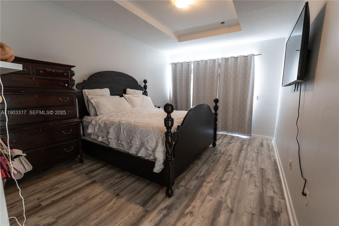 For Sale: $524,900 (3 beds, 2 baths, 1898 Square Feet)