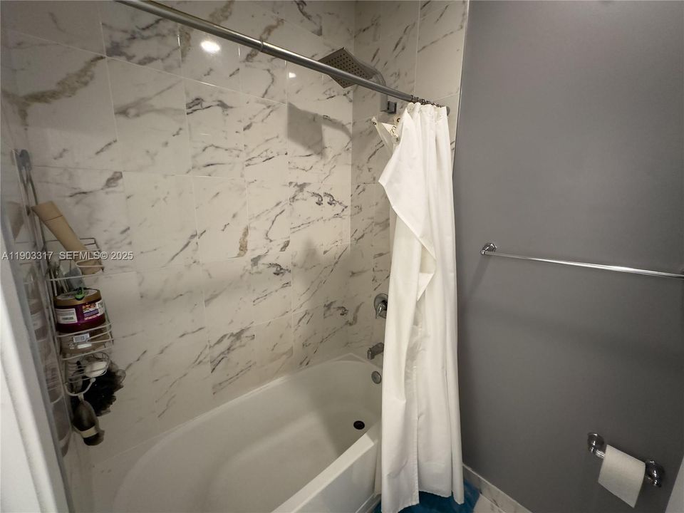 For Sale: $524,900 (3 beds, 2 baths, 1898 Square Feet)