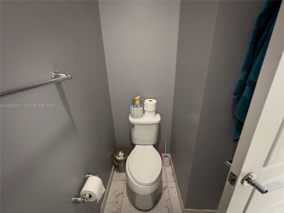 For Sale: $524,900 (3 beds, 2 baths, 1898 Square Feet)