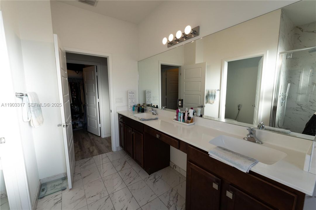 For Sale: $524,900 (3 beds, 2 baths, 1898 Square Feet)