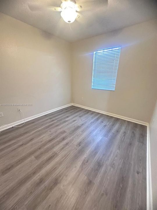Recently Rented: $2,900 (3 beds, 2 baths, 1661 Square Feet)