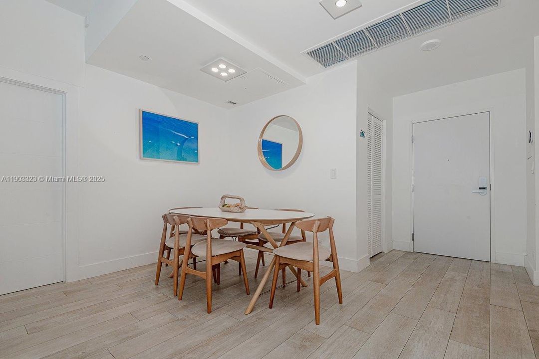 For Rent: $23,500 (2 beds, 2 baths, 1180 Square Feet)