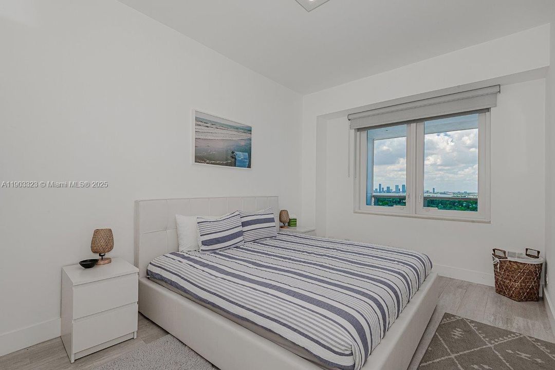 For Rent: $23,500 (2 beds, 2 baths, 1180 Square Feet)