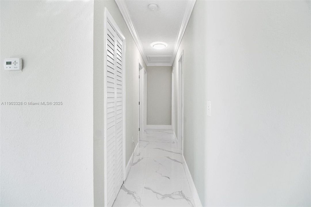 Active With Contract: $469,000 (3 beds, 2 baths, 1232 Square Feet)