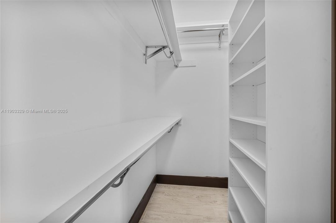 Recently Rented: $3,600 (4 beds, 3 baths, 1413 Square Feet)