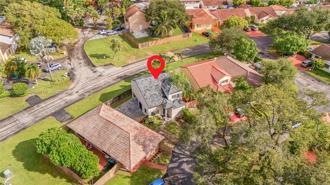 Recently Rented: $3,600 (4 beds, 3 baths, 1413 Square Feet)